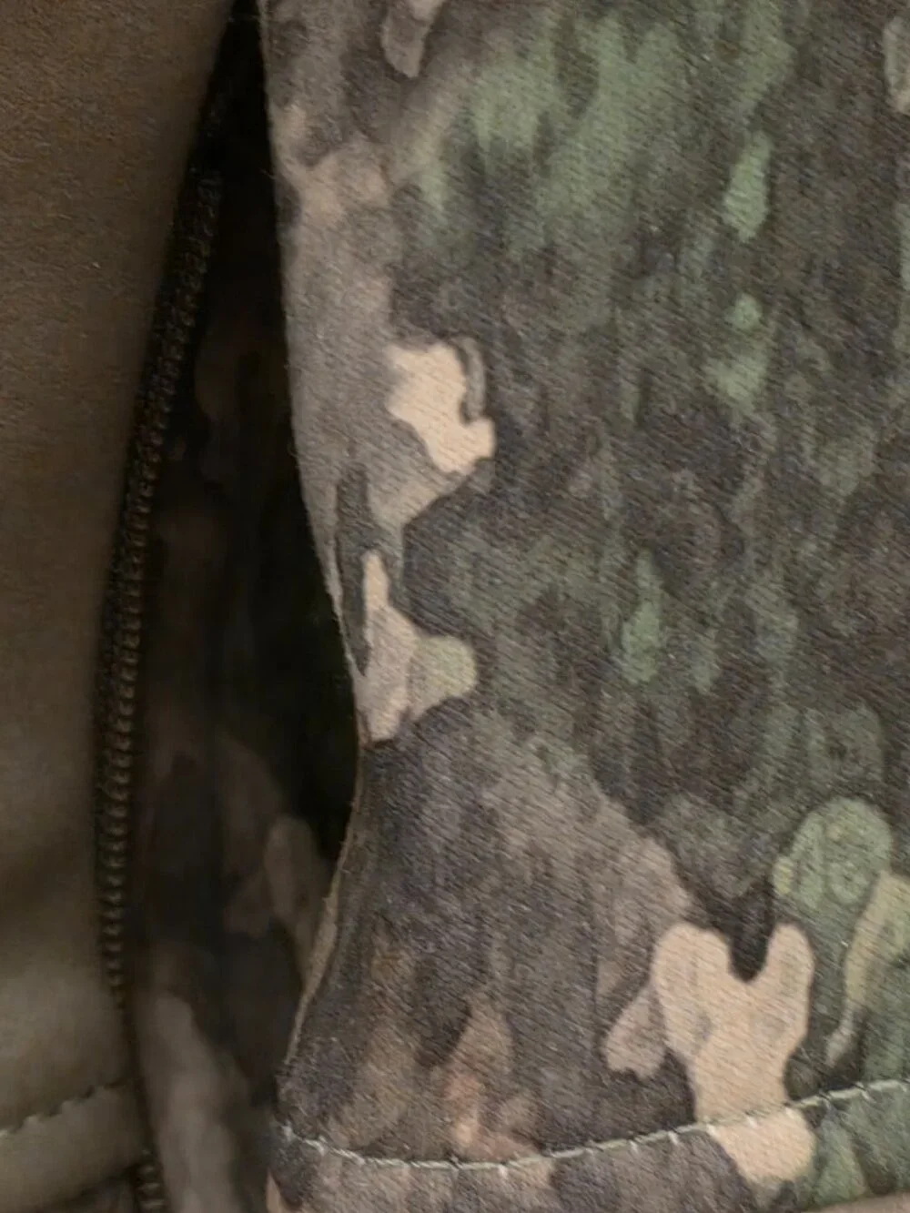Browning Men's 2XL Camo Full Zip Jacket Ribbed Inside Chest Pockets Hunting
